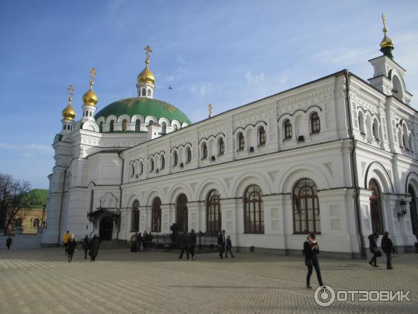 трапезный храм