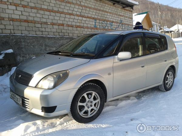 Автомобиль Toyota Opa фото