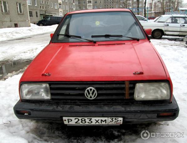 Автомобиль Volkswagen Golf 2 хэтчбек фото