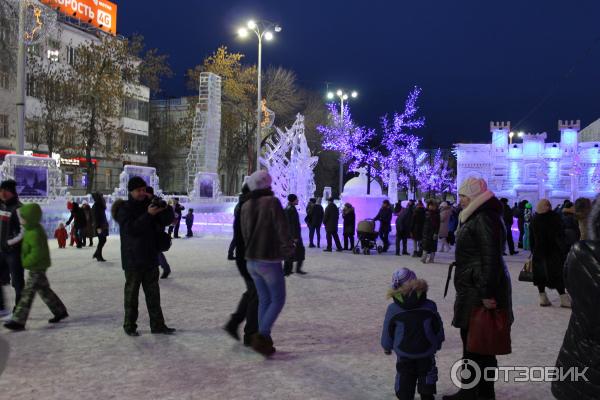 Ледовый городок (Россия, Екатеринбург) фото