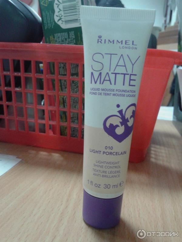 Тональный крем Rimmel London Stay Matte фото