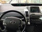 Автомобиль Toyota Prius - хэтчбек фото