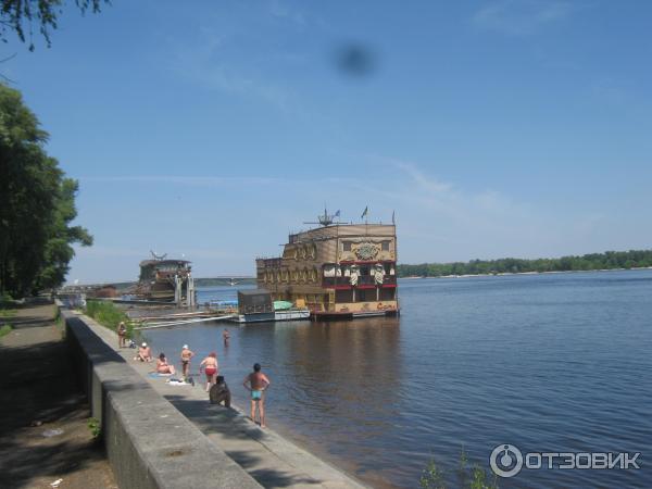 Водная прогулка по Днепру (Украина, Киев) фото