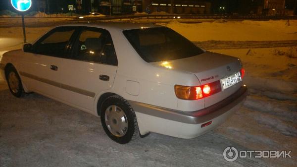 Автомобиль Toyota Corona Premio седан (2001) фото