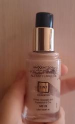 Тональный крем Max Factor Facefinity 3 in 1 фото