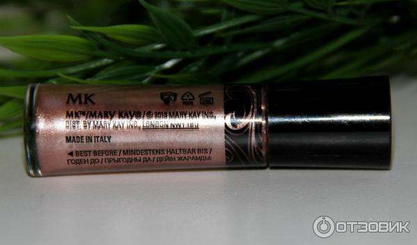 Блеск для губ Mary Kay NouriShine Plus фото