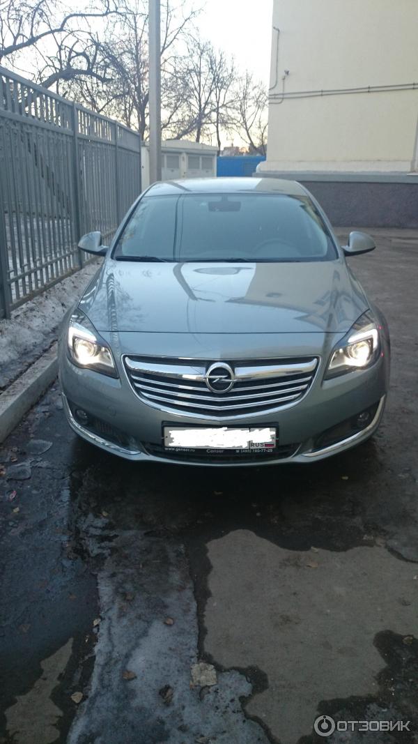 Автомобиль Opel Insignia фото