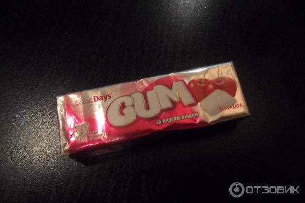 Жевательная резинка GUM с вишней фото