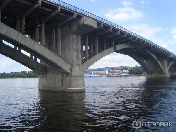 Водная прогулка по Днепру (Украина, Киев) фото