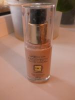 Тональный крем Max Factor Facefinity 3 in 1 фото