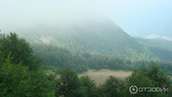 Канатная дорога на хребет гор Аигба (Россия, Красная поляна) фото