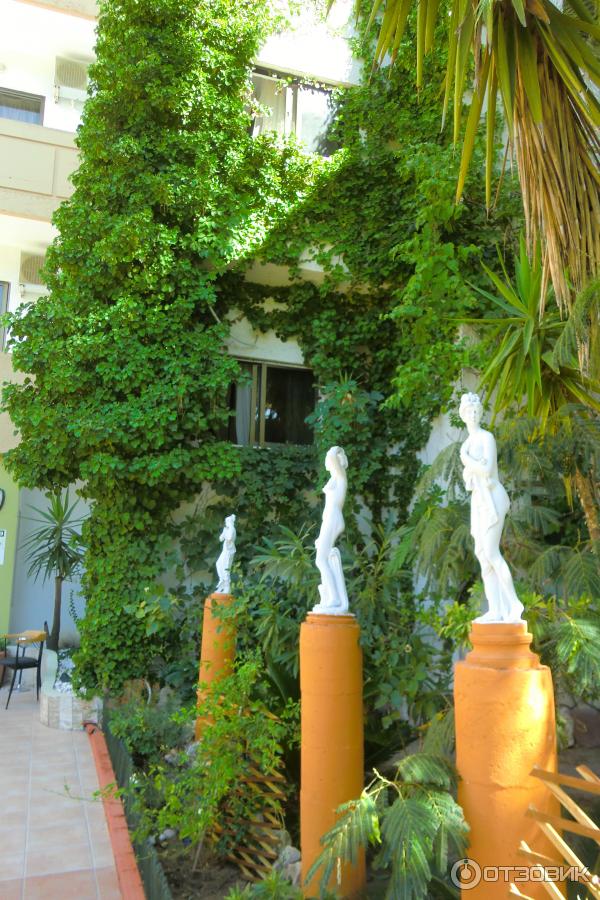 Achousa hotel отзыв