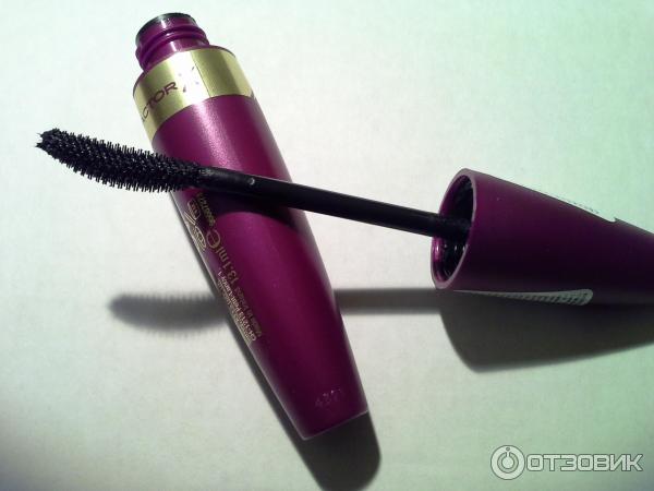 Тушь для ресниц Max Factor Clump Defy Mascara объемная с эффектом разделения фото