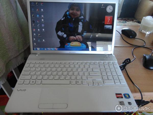 Ноутбук Sony VAIO VPC-EE3E1R фото