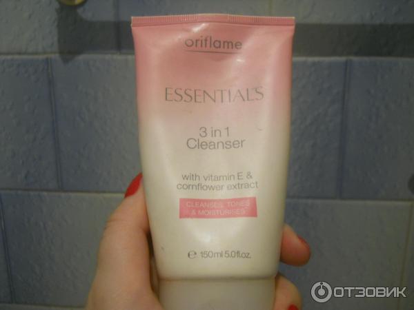 Очищающее средство Oriflame Essentials 3 in 1 Cleanser Витамин Е фото