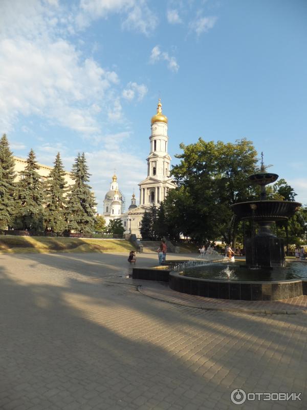 Покровский сквер (Украина, Харьков) фото