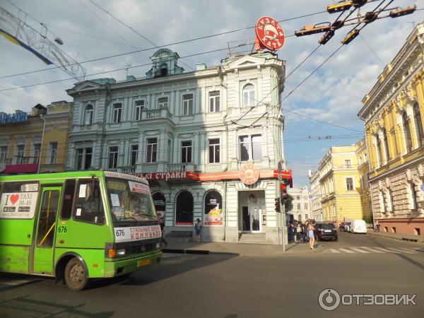 Площадь Конституции (Украина, Харьков) фото