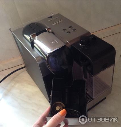 Капсульная кофеварка Delonghi EN 520 Nespresso