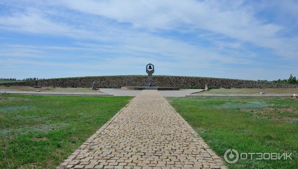 Россошинский военно-мемориальном комплекс (Россия, Вологодская область) фото