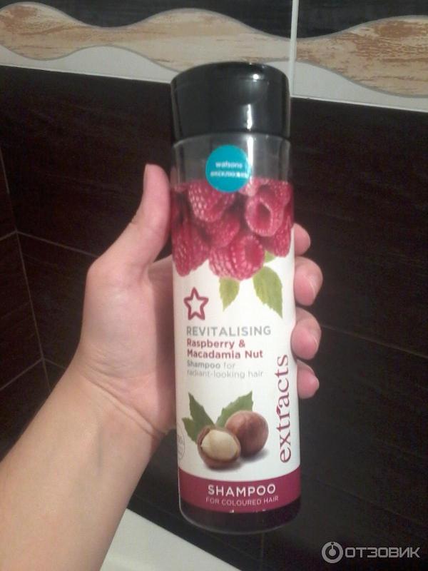 Шампунь для окрашенных волос Superdrug Stores Raspberry & Macadamia Nut фото