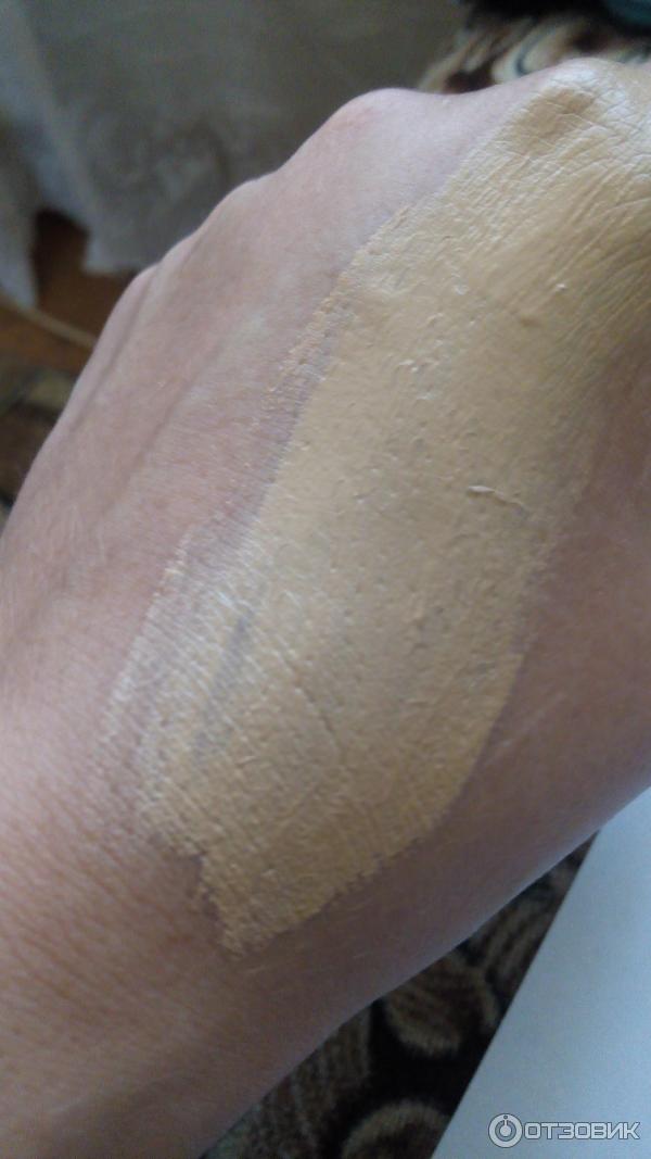 Тональный крем Amway Artlstry Balancing Foundation SPF 20 фото