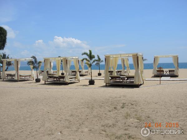 Частный пляж Beach Club в Нячанге