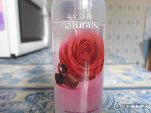 Лосьон-спрей для тела Avon Naturals Роза и шоколад фото