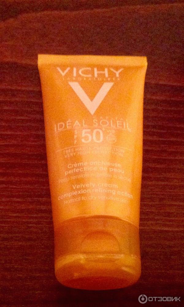 Солнцезащитное молочко для кожи лица и тела Vichy Capital Soleil SPF 50+ фото