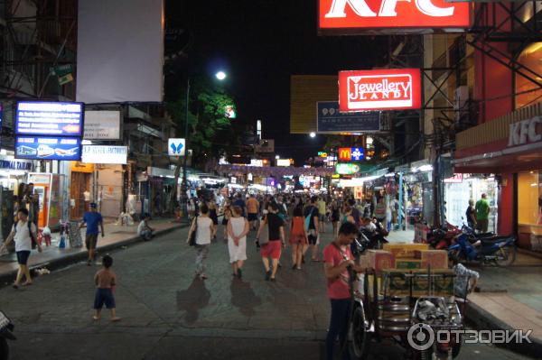 Улица Каосан Роад (Khaosan Road) (Тайланд, Бангкок) фото