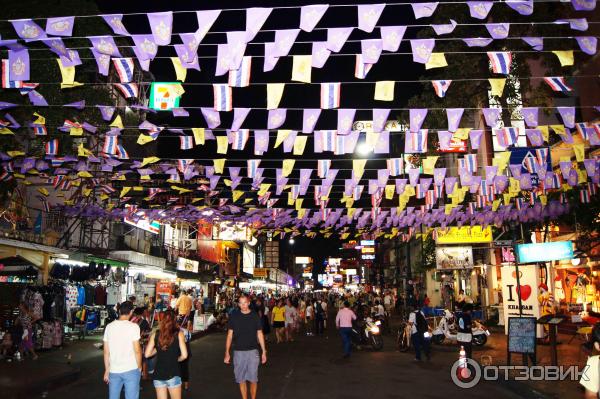 Улица Каосан Роад (Khaosan Road) (Тайланд, Бангкок) фото