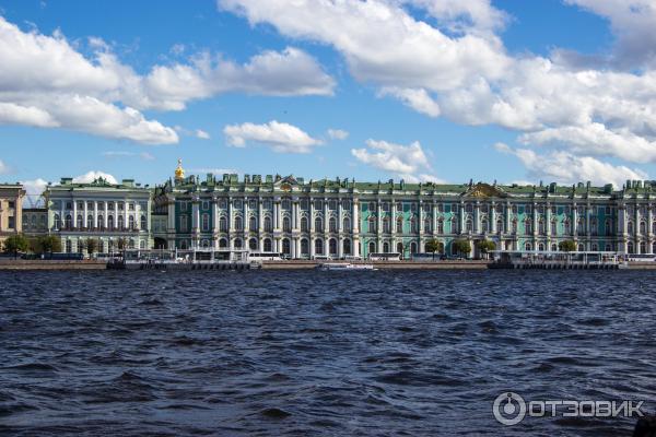 Экскурсия по рекам и каналам Невы (Россия, Санкт-Петербург) фото