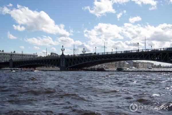 Экскурсия по рекам и каналам Невы (Россия, Санкт-Петербург) фото