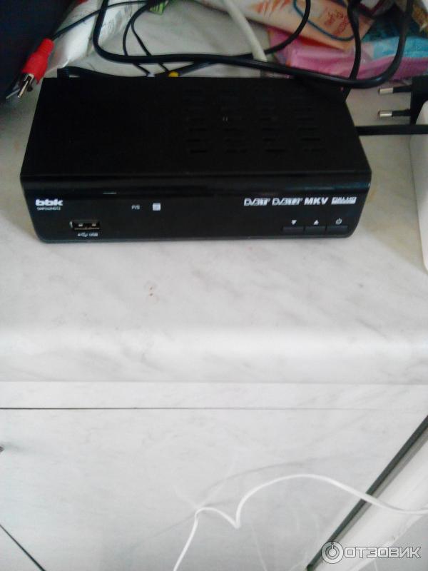 Цифровой эфирный ресивер BBK SMP242HDT2 DVB-T2 фото