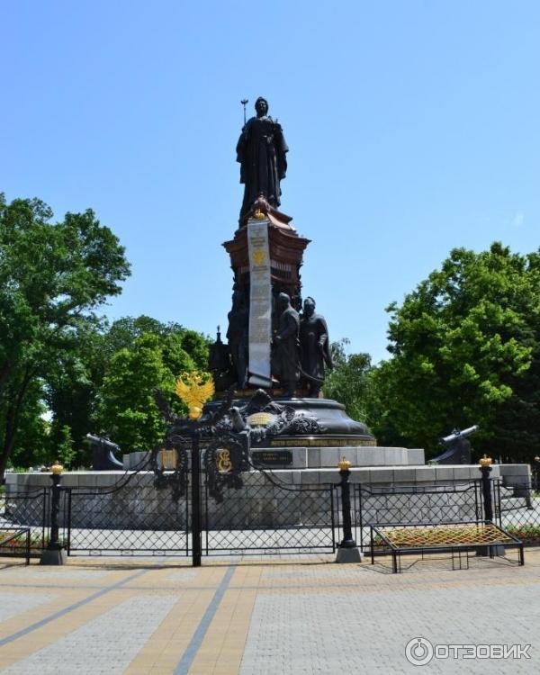 памятник Екатерине в Краснодаре