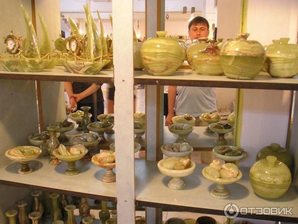 Экскурсия на фабрику по обработке оникса (Турция, Финике) фото
