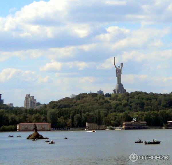 Водная прогулка по Днепру (Украина, Киев) фото