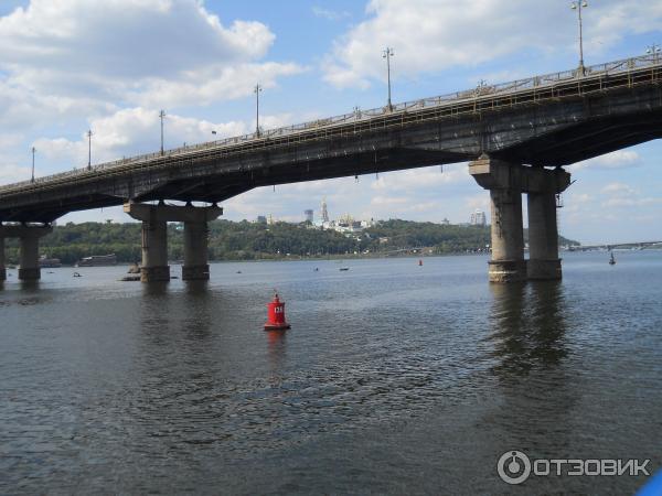 Водная прогулка по Днепру (Украина, Киев) фото