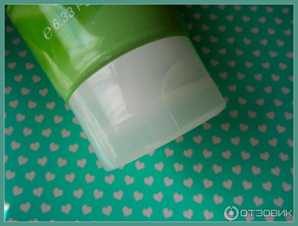 Пенка для умывания TONY MOLY С экстрактом алоэ Clean Dew Aloe Foam Cleanser фото