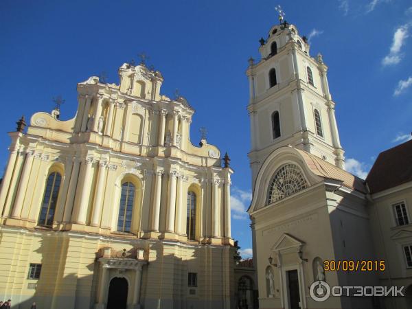 Костел Святых Апостолов Петра и Павла (Литва, Вильнюс) фото