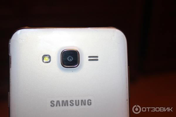 Смартфон Samsung J700H Galaxy J7 фото