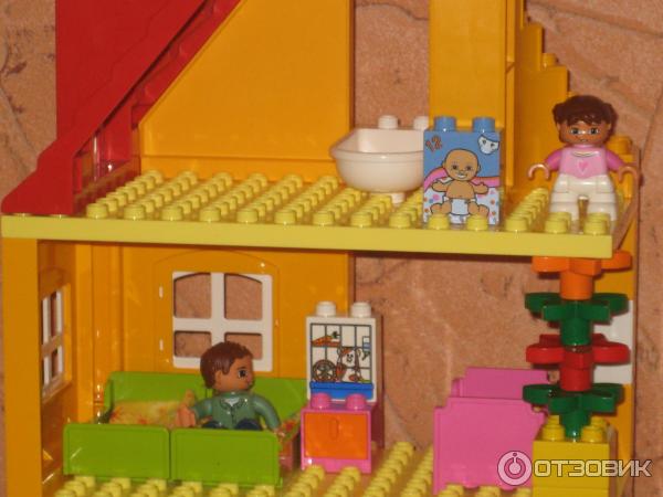 Конструктор Lego Duplo Дом для семьи фото