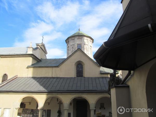 Армянский кафедральный собор Успения Пресвятой Богородицы XIV-XV век (Украина, Львов) фото