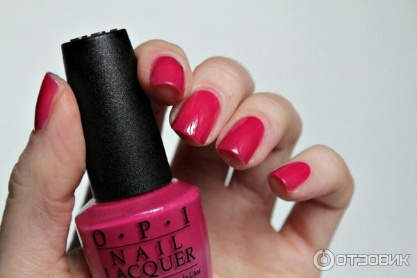 OPI All That Razz-Berry NL W51