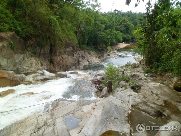 Водопады Янг Бэй (Вьетнам, Нячанг) фото