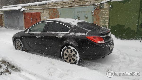 Автомобиль Opel Insignia фото