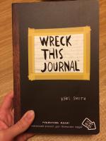 Книга "Wreck This Journal" - Кэри Смит фото