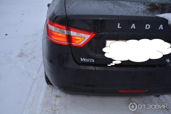 Автомобиль ВАЗ Lada Vesta седан фото