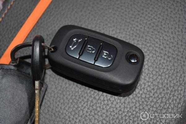 Автомобиль ВАЗ Lada Vesta седан фото