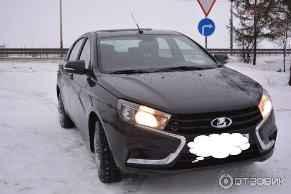 Автомобиль ВАЗ Lada Vesta седан фото