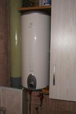Водонагреватель накопительный Electrolux EWH 15 Genie O фото